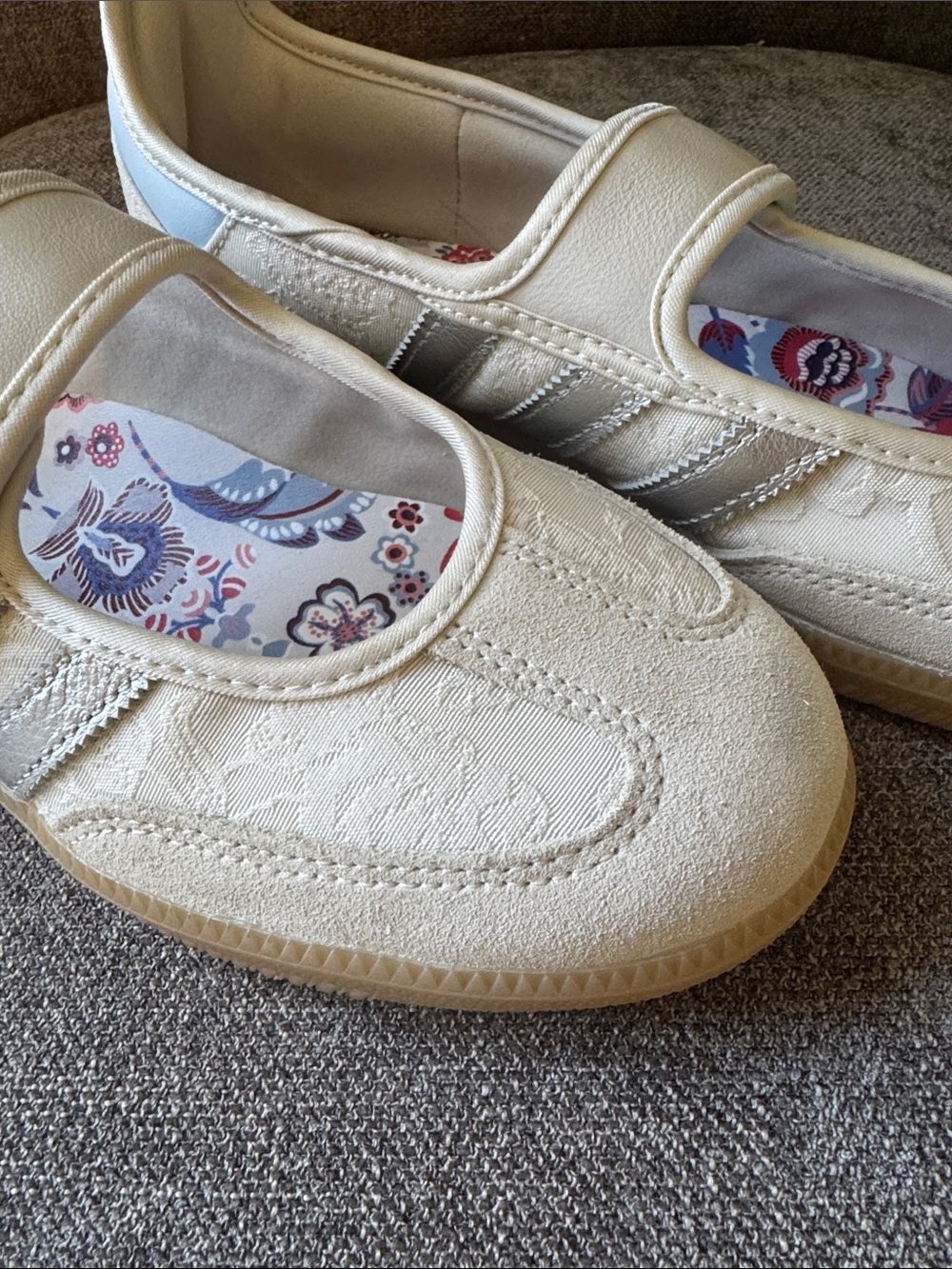 adidas/Liberty London Cream Mary Jane Style Casual Flats - Picture 2 of 3